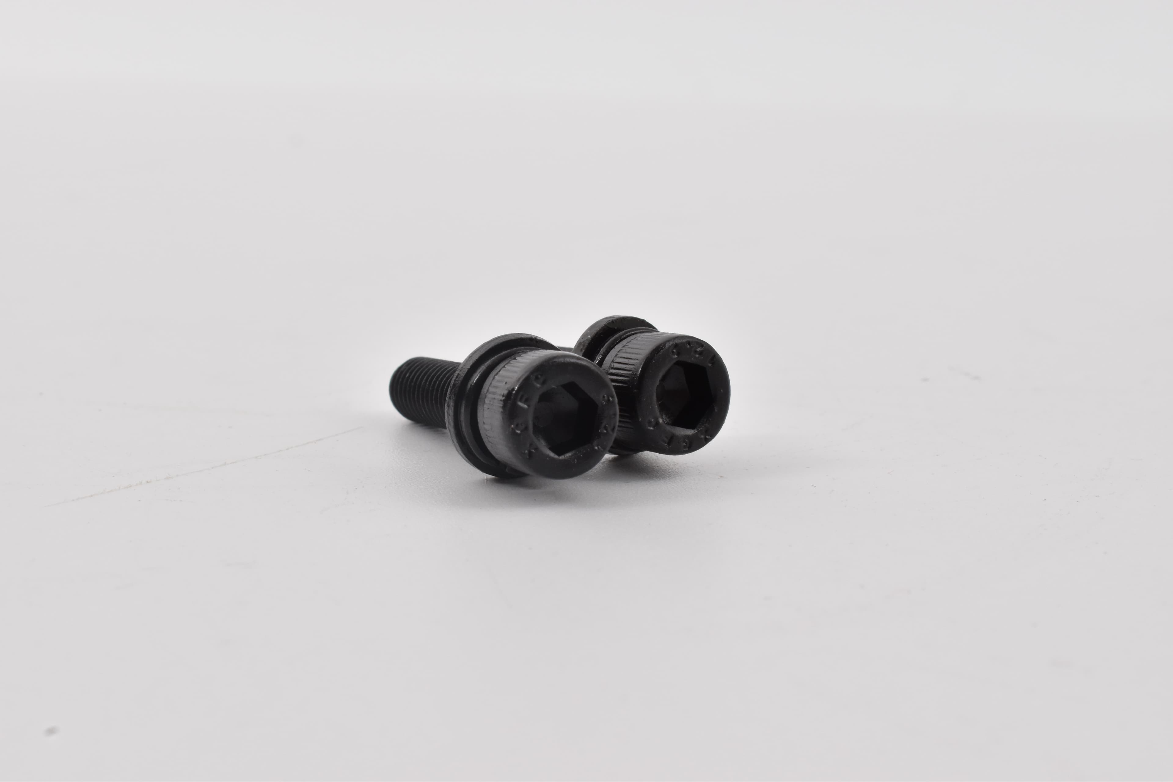 Black oxide Hex Socket Cap Head Combination Screws thumbnail 3