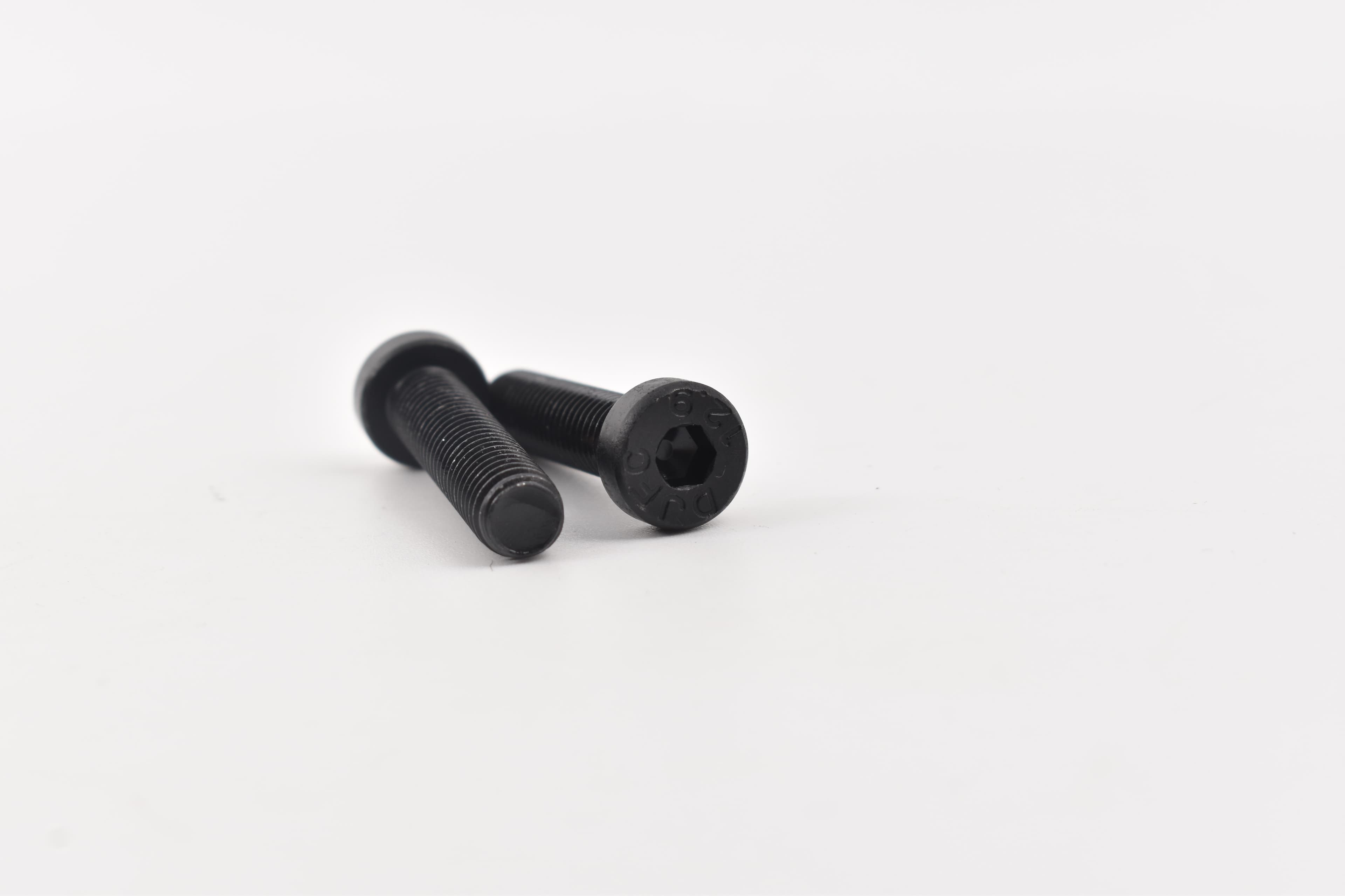Black Oxide Hex Socket Thin Head Cap Screws thumbnail 3