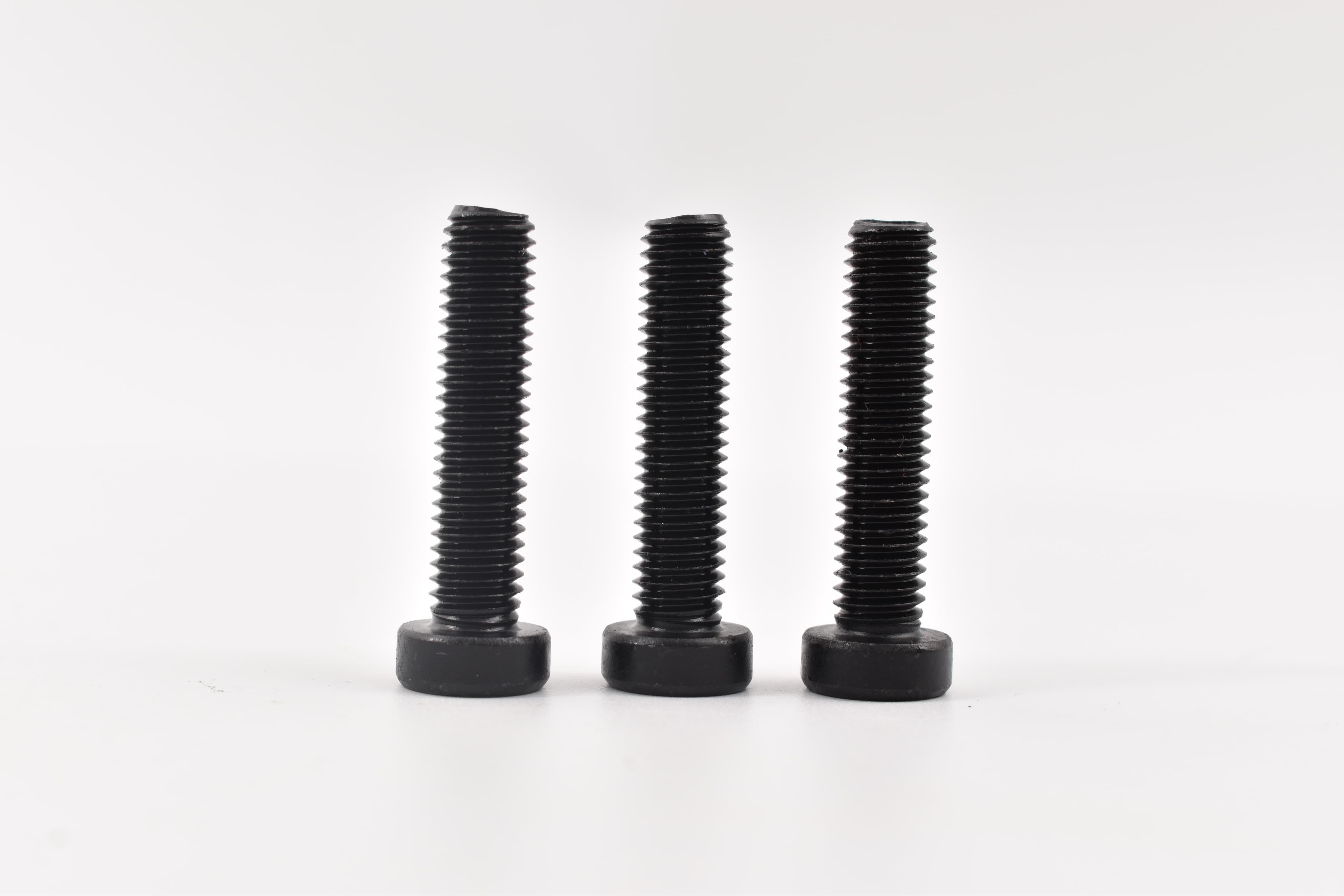 Black Oxide Hex Socket Thin Head Cap Screws thumbnail 4