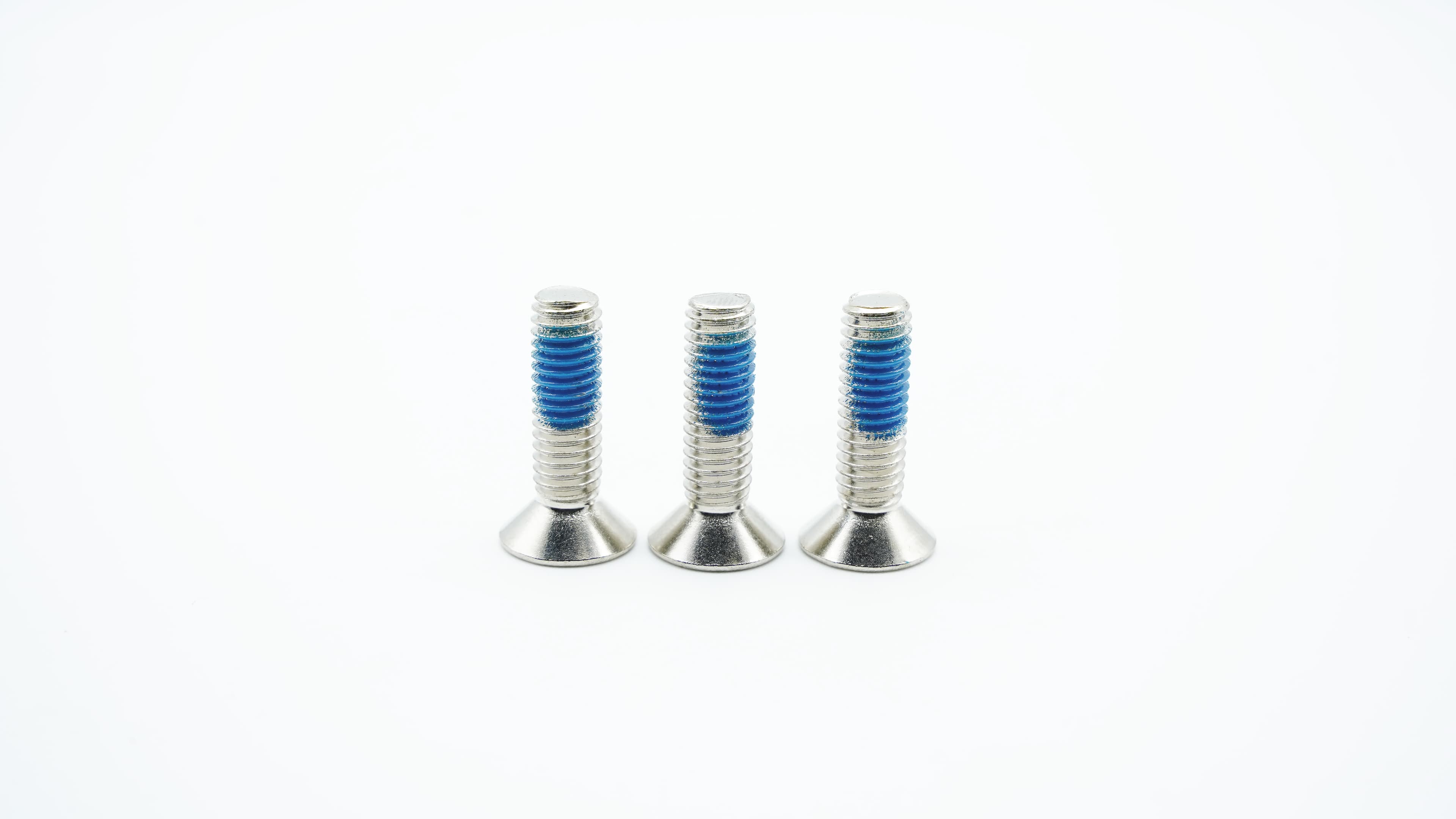 Nickel-plated And Adhesive Hex Socket Countersunk Head Cap Screws thumbnail 4