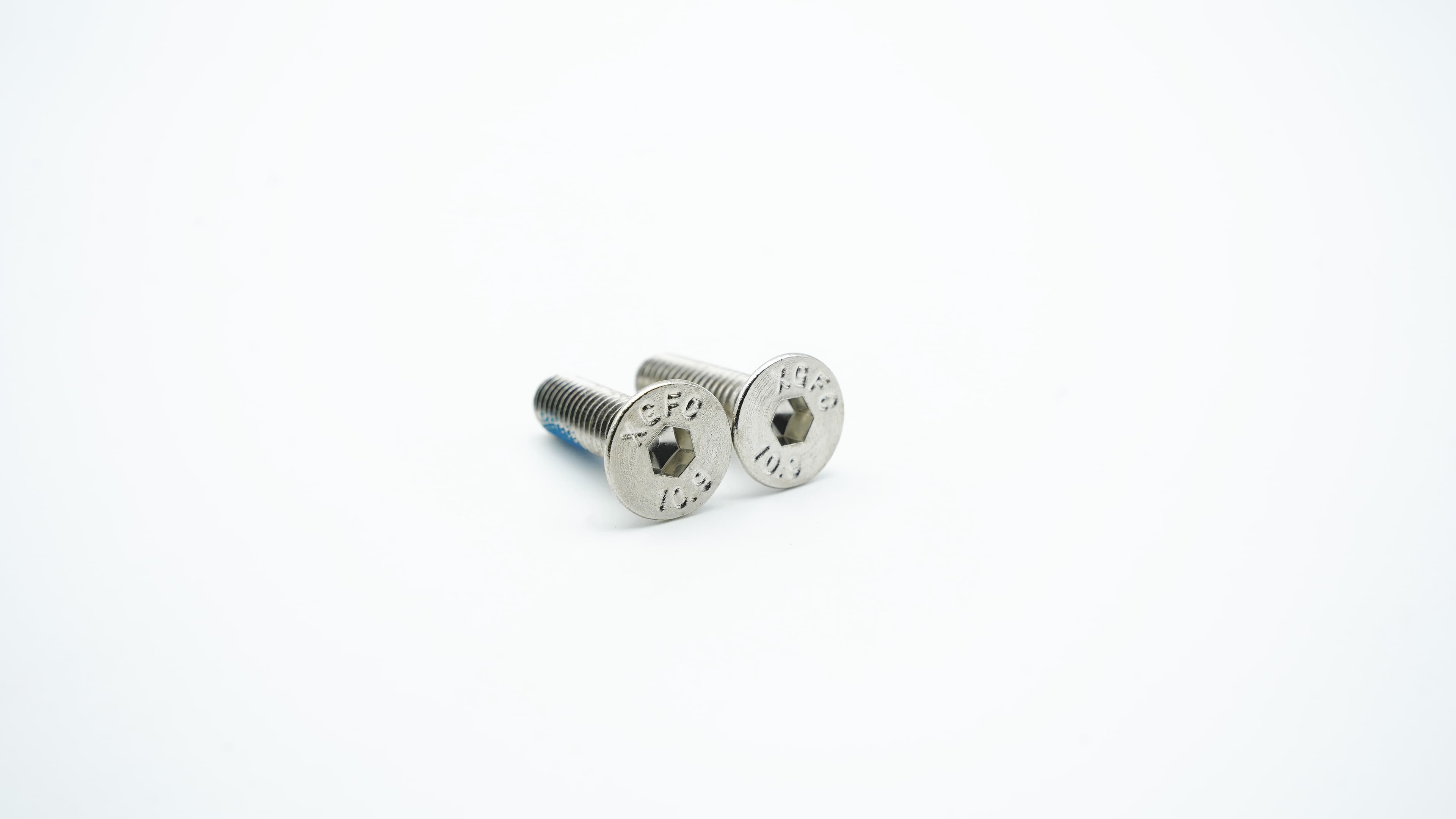 Nickel-plated And Adhesive Hex Socket Countersunk Head Cap Screws thumbnail 5