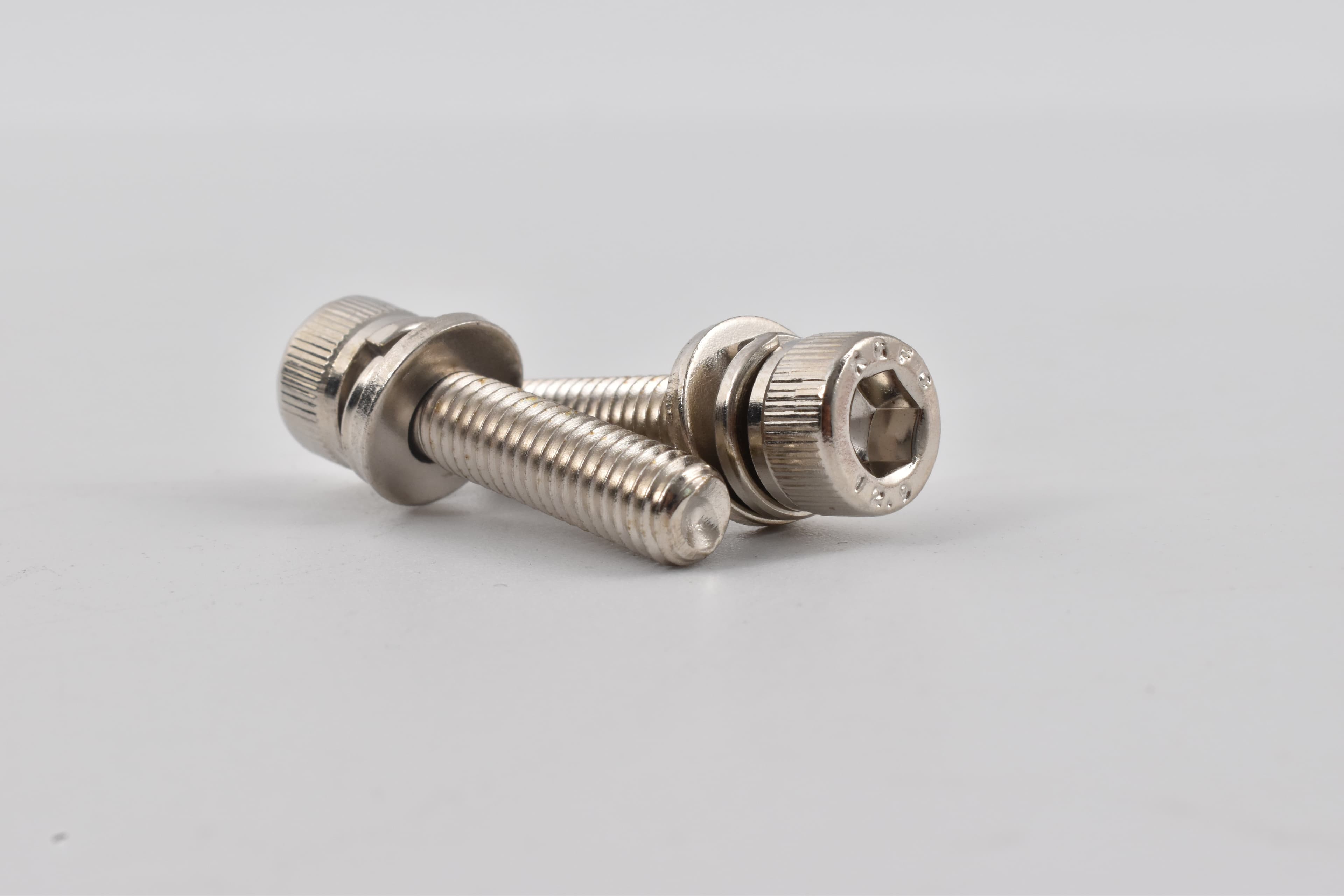 Nickel-plated Hex Socket Cap Head Combination Screws thumbnail 2