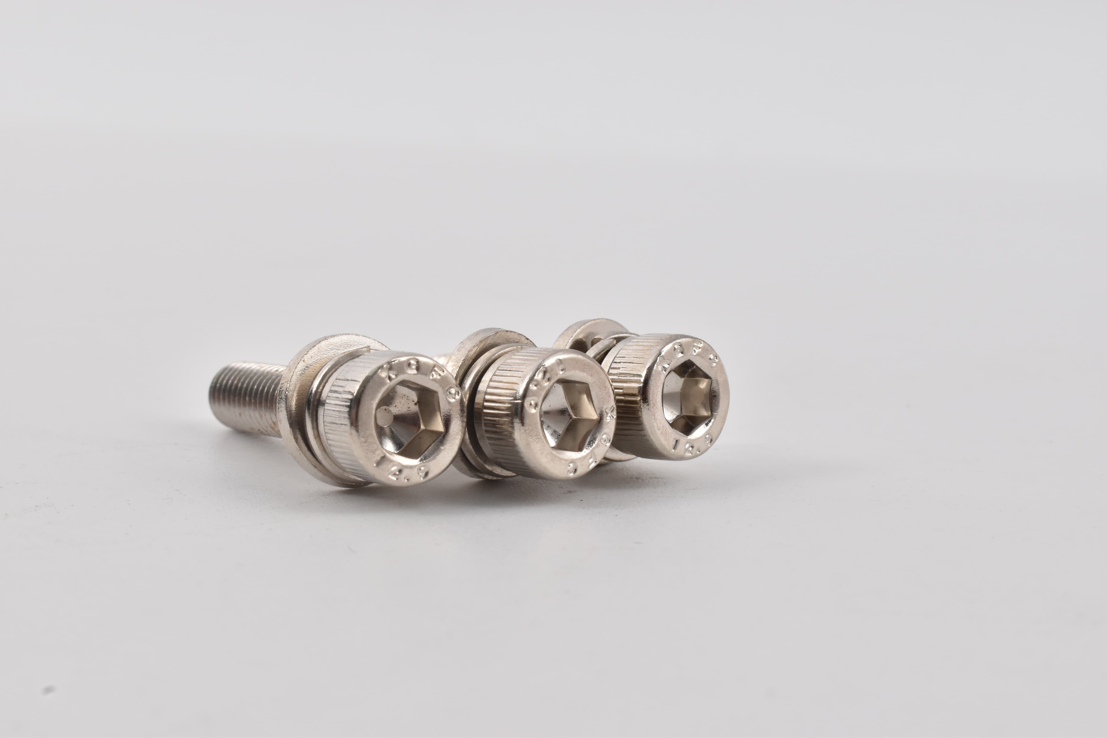 Nickel-plated Hex Socket Cap Head Combination Screws thumbnail 3