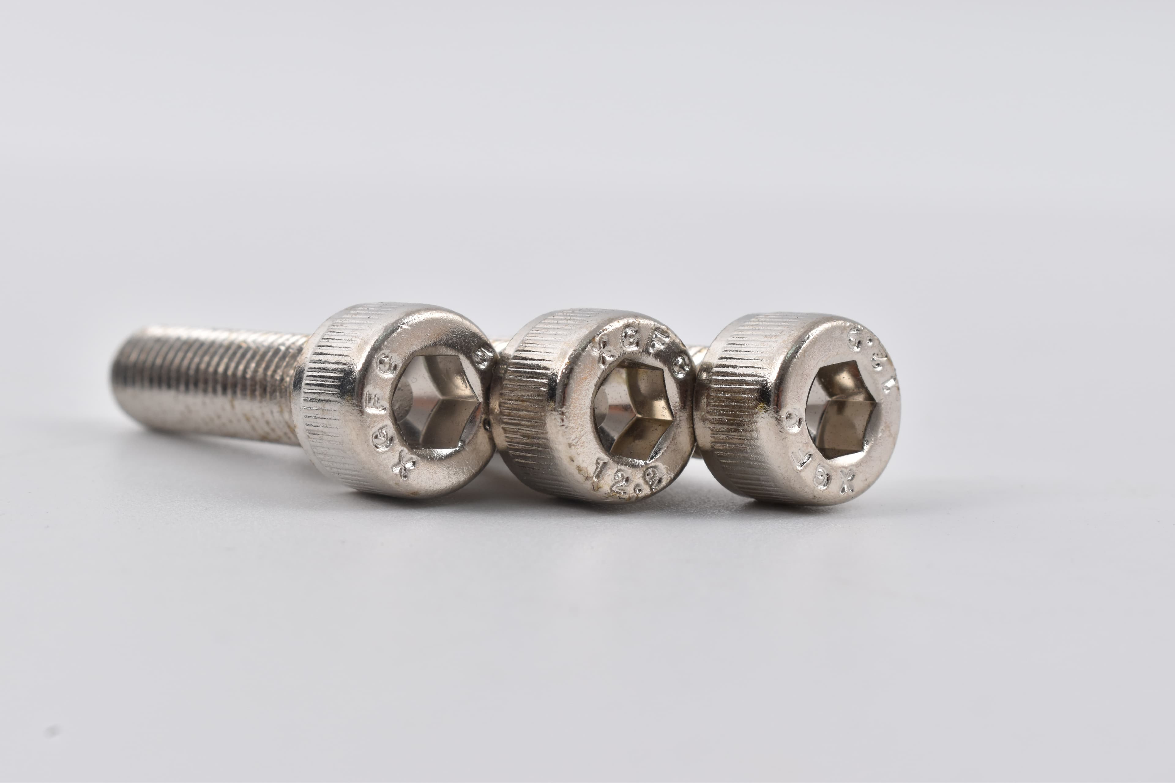 Nickel-plated Hex Socket Head Cap Screws thumbnail 2