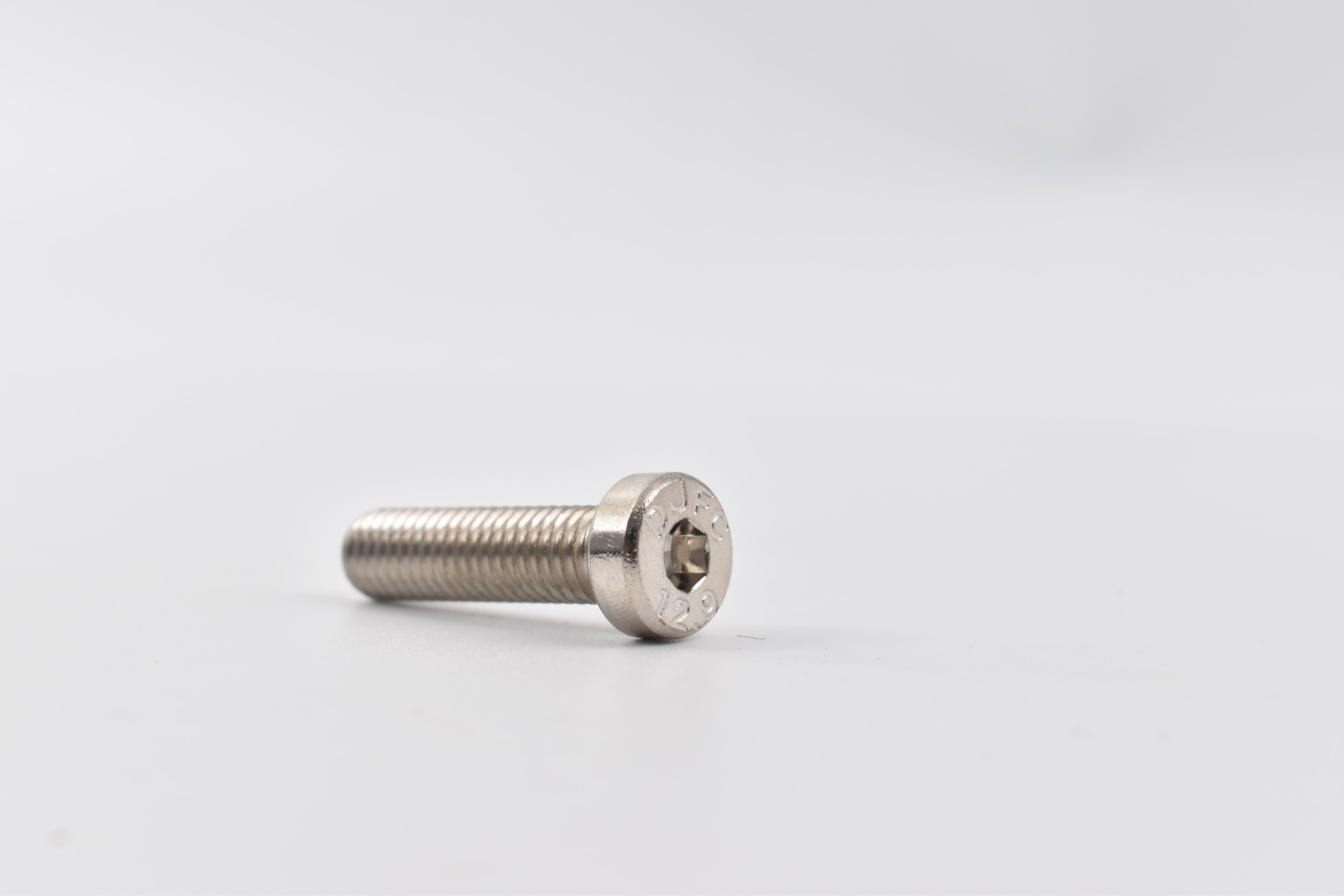 Nickel-plated Hex Socket Thin Head Cap Screws thumbnail 5